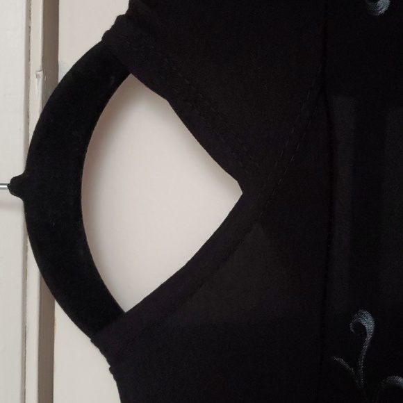 *NWT* Spiral Direct's Raven Heart Hooded Dress - Picture 3 of 16